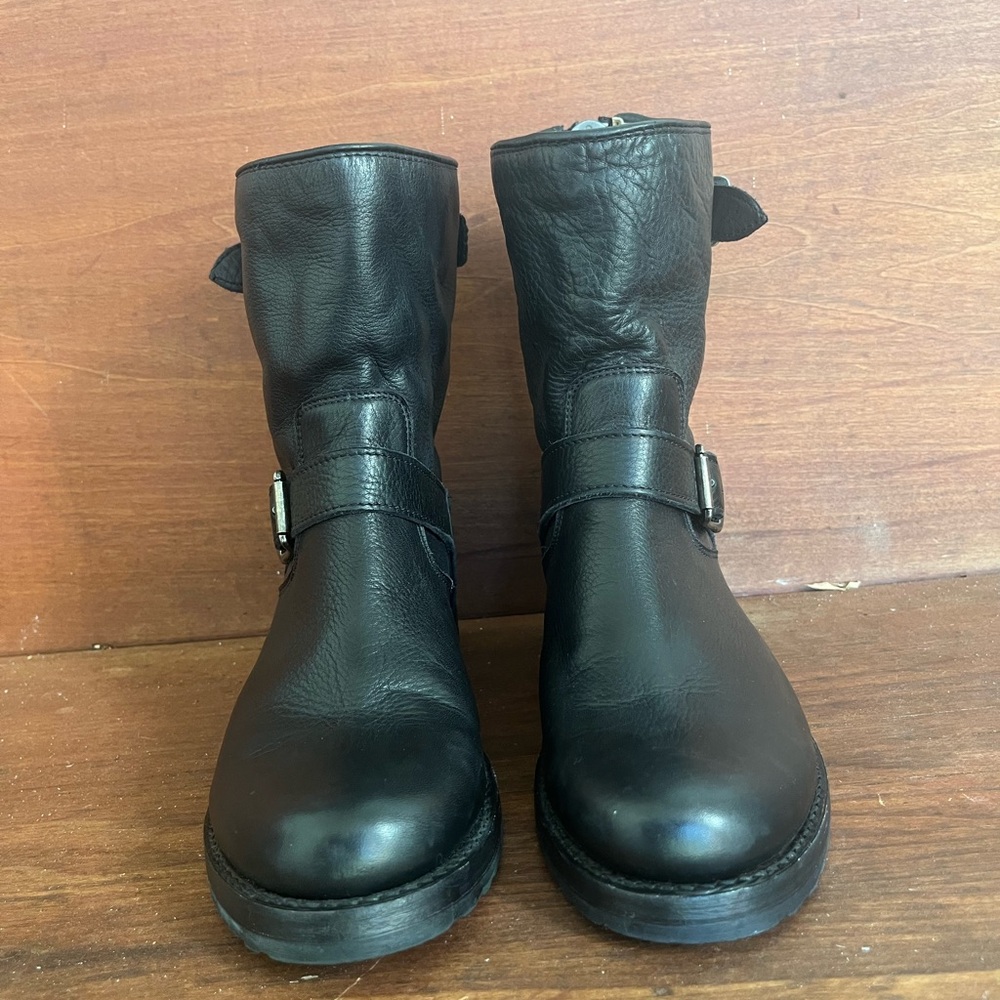 Frye Veronica Back Zip Short Moto Boots Womens Size 7 B Black Leather Buckle